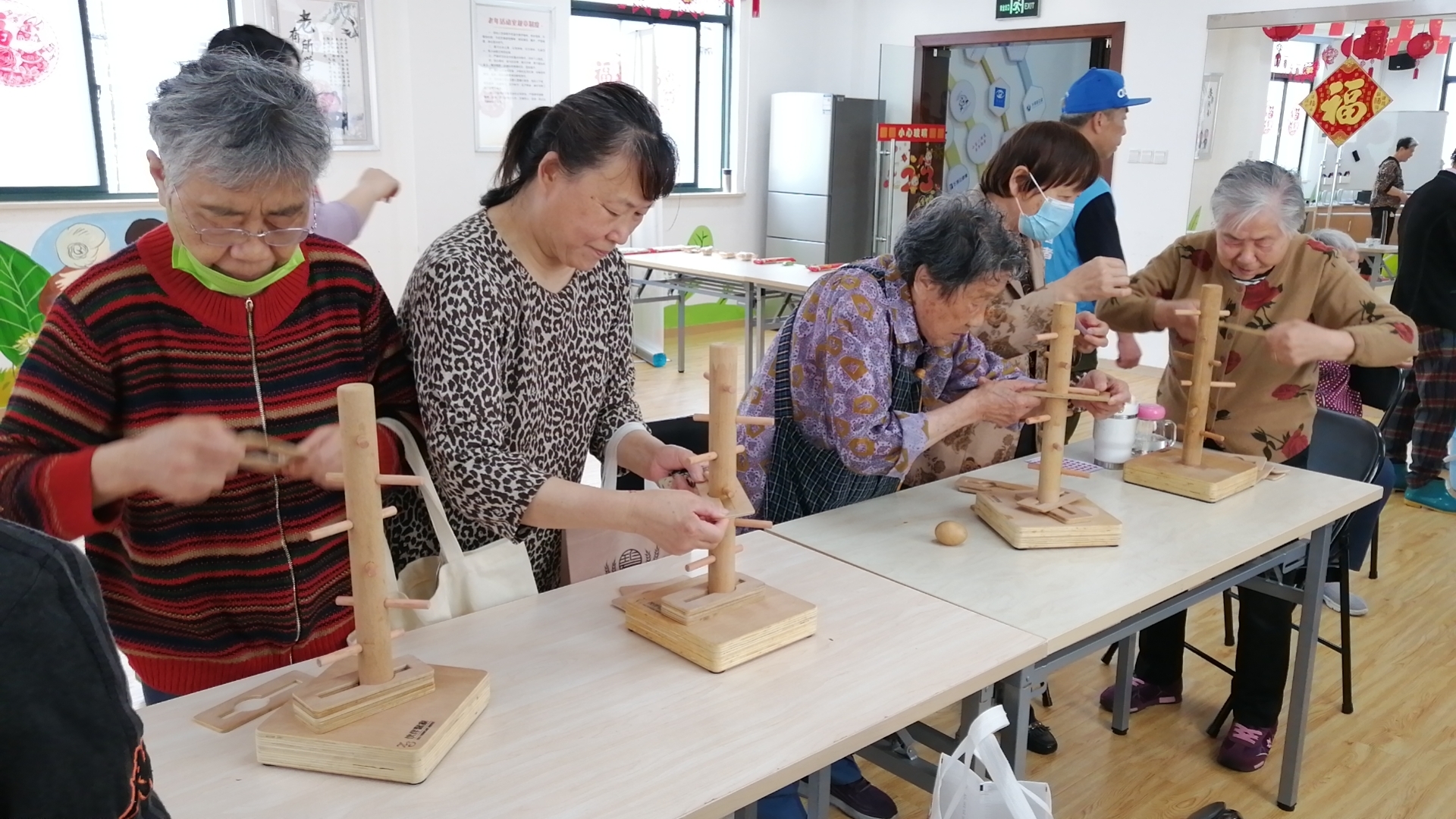 趣味立夏，快乐满满 | 小东门街道综合为老服务中心分中心公益活动进社区