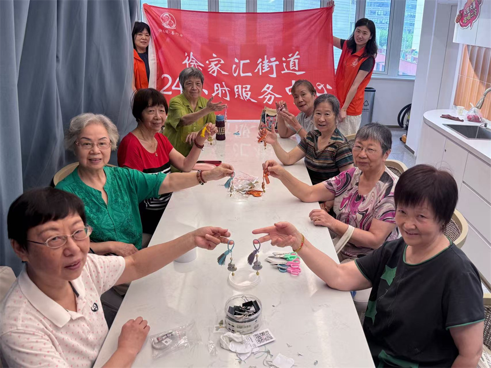 白露织锦韵 匠心传雅韵 | 徐家汇街道乐山邻里汇宋锦DIY，感受传统匠心